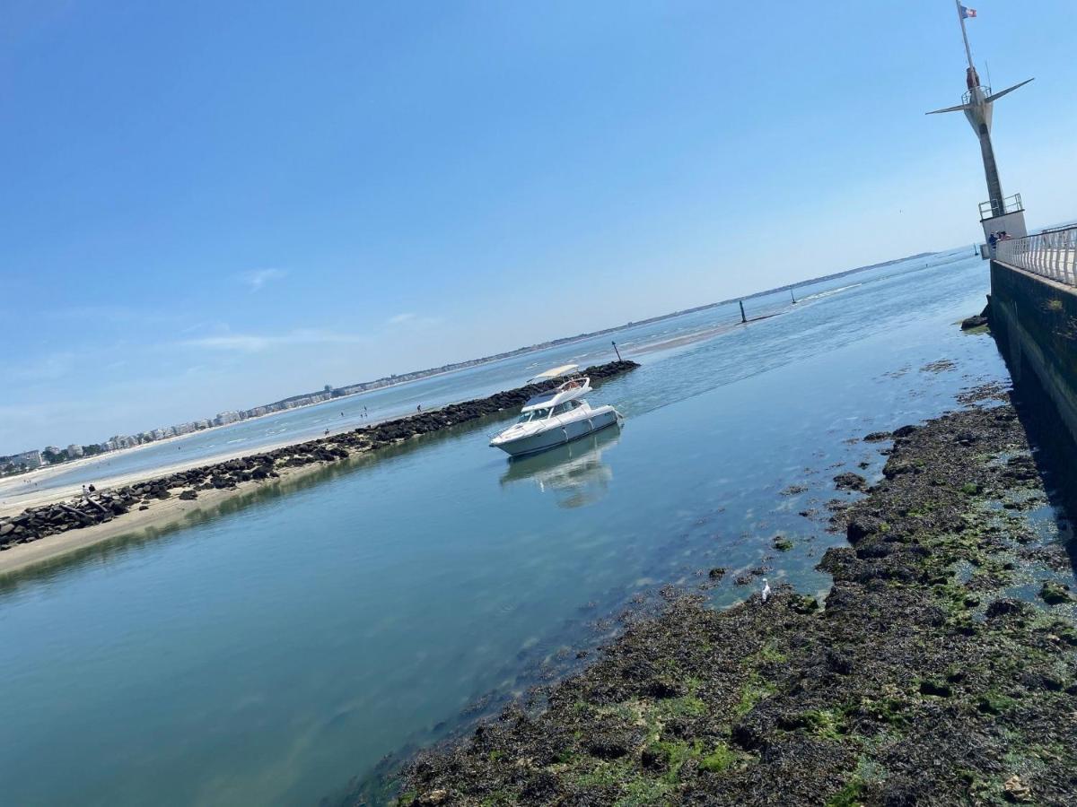 Detente Et Vue Sur Le Port Au Pouliguen Le Pouliguen Extérieur photo
